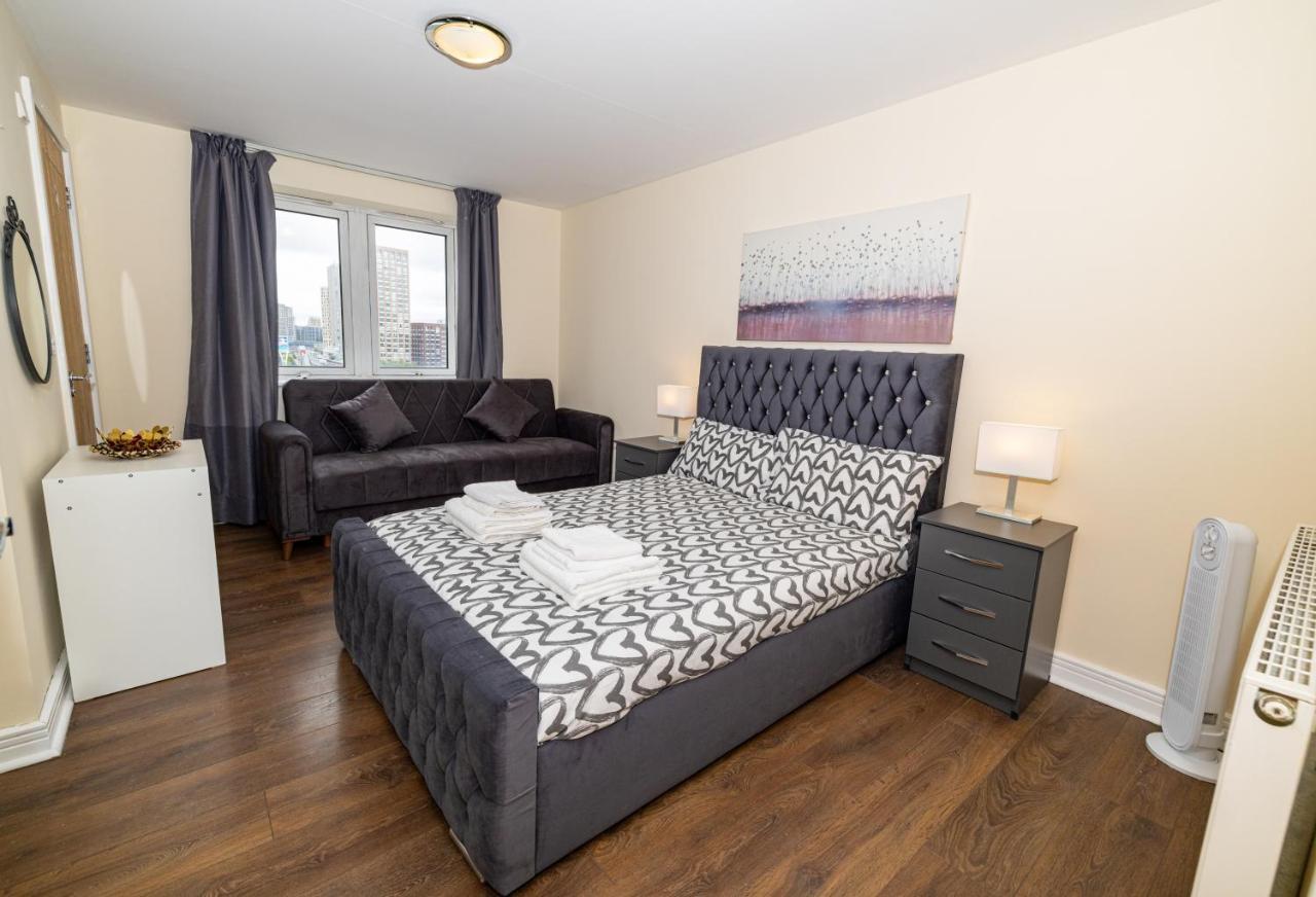 Two Bed Apartment Near Canary Wharf London Exterior foto