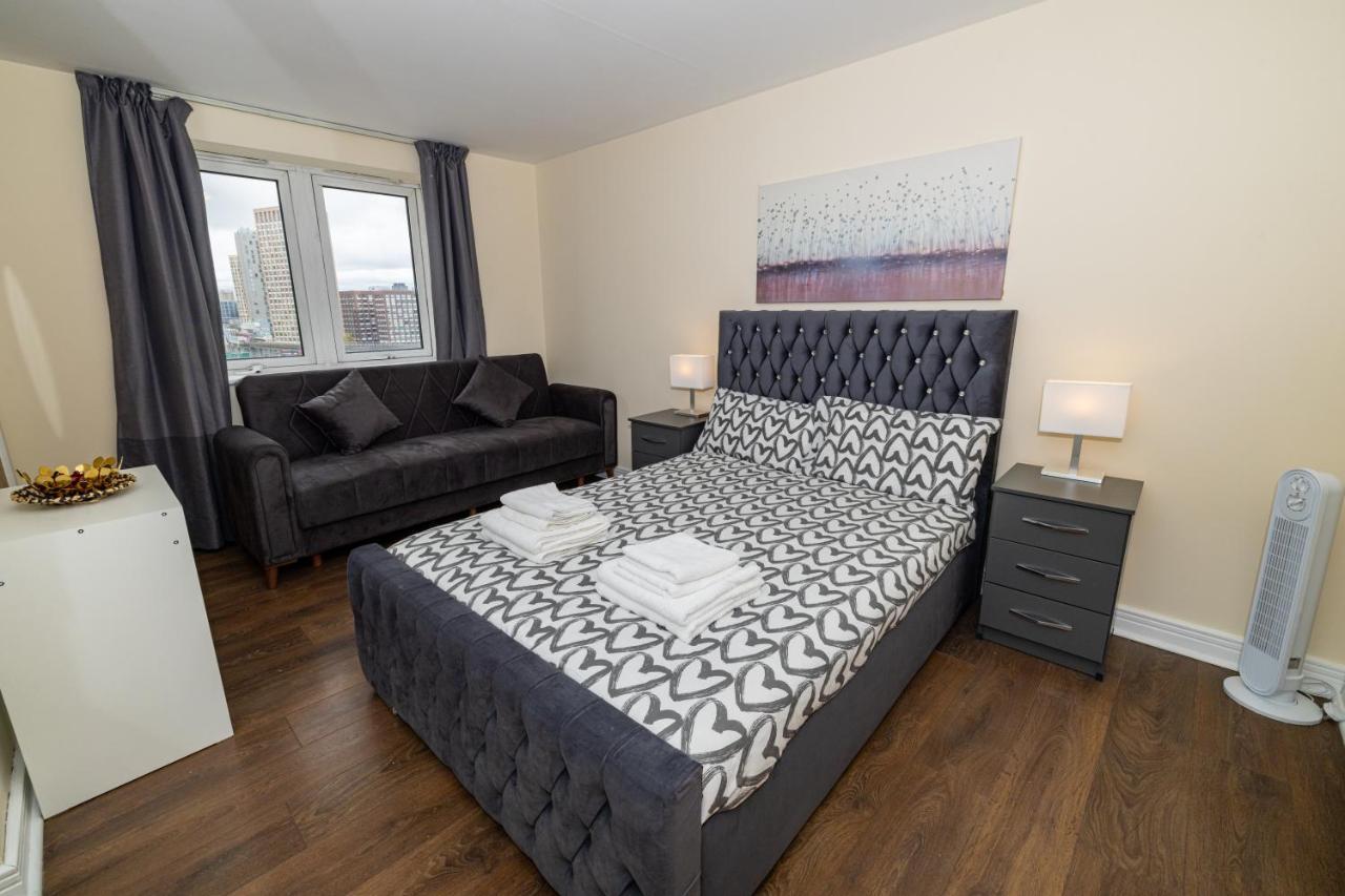 Two Bed Apartment Near Canary Wharf London Exterior foto